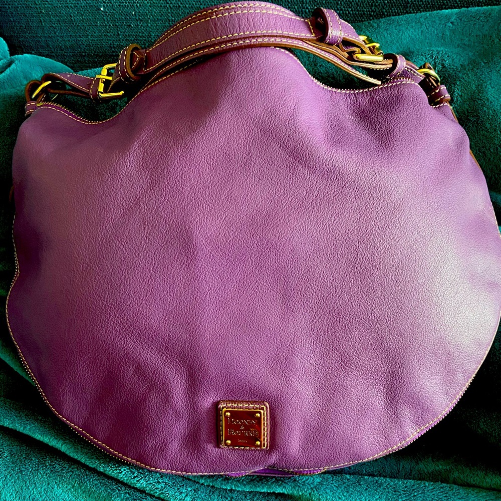 Discontinued Dooney and Bourke bag